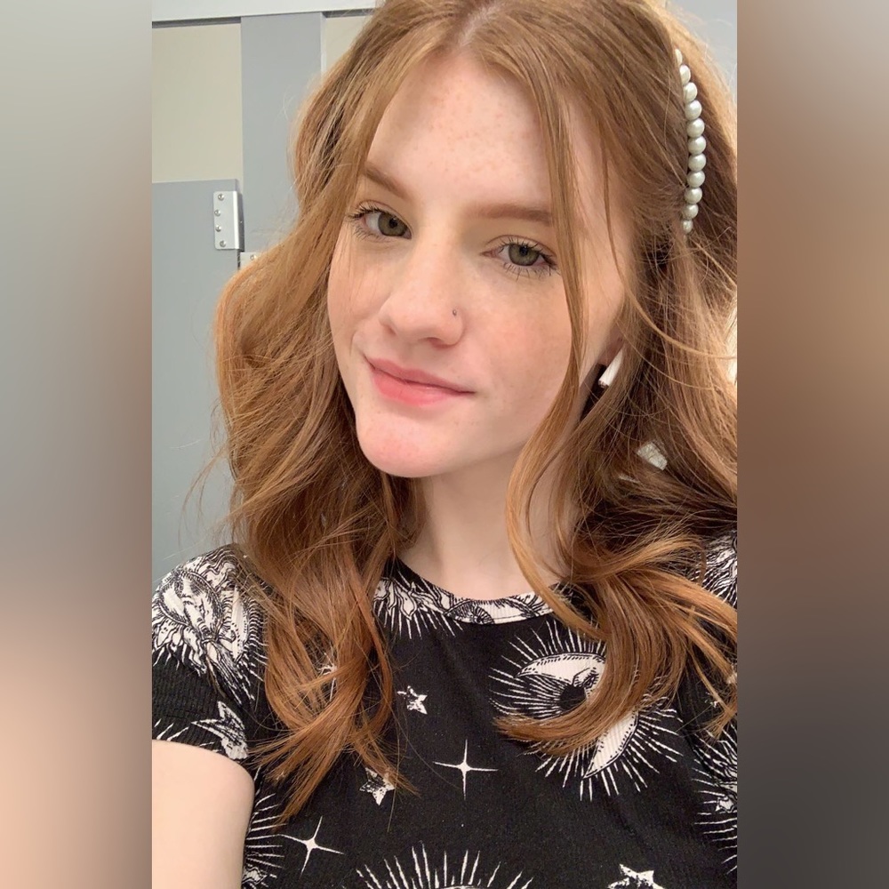 Meet your Posher, Emily